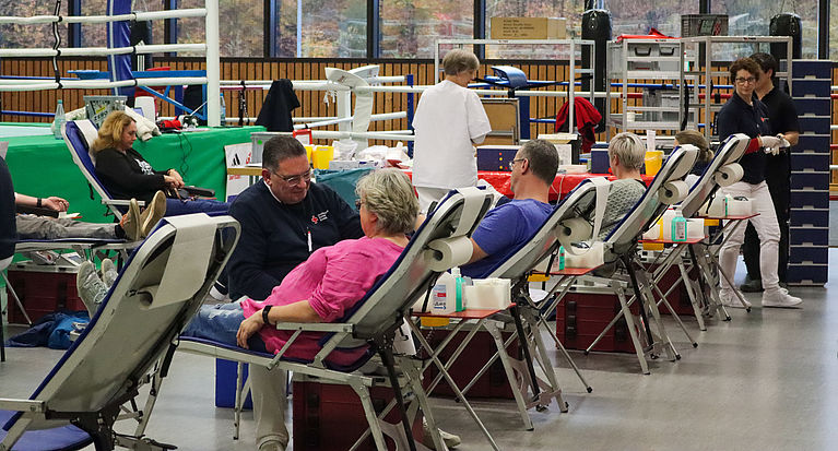 228 Blutspenden gesammelt: „Wir sind überwältigt von der positiven Rückmeldung"